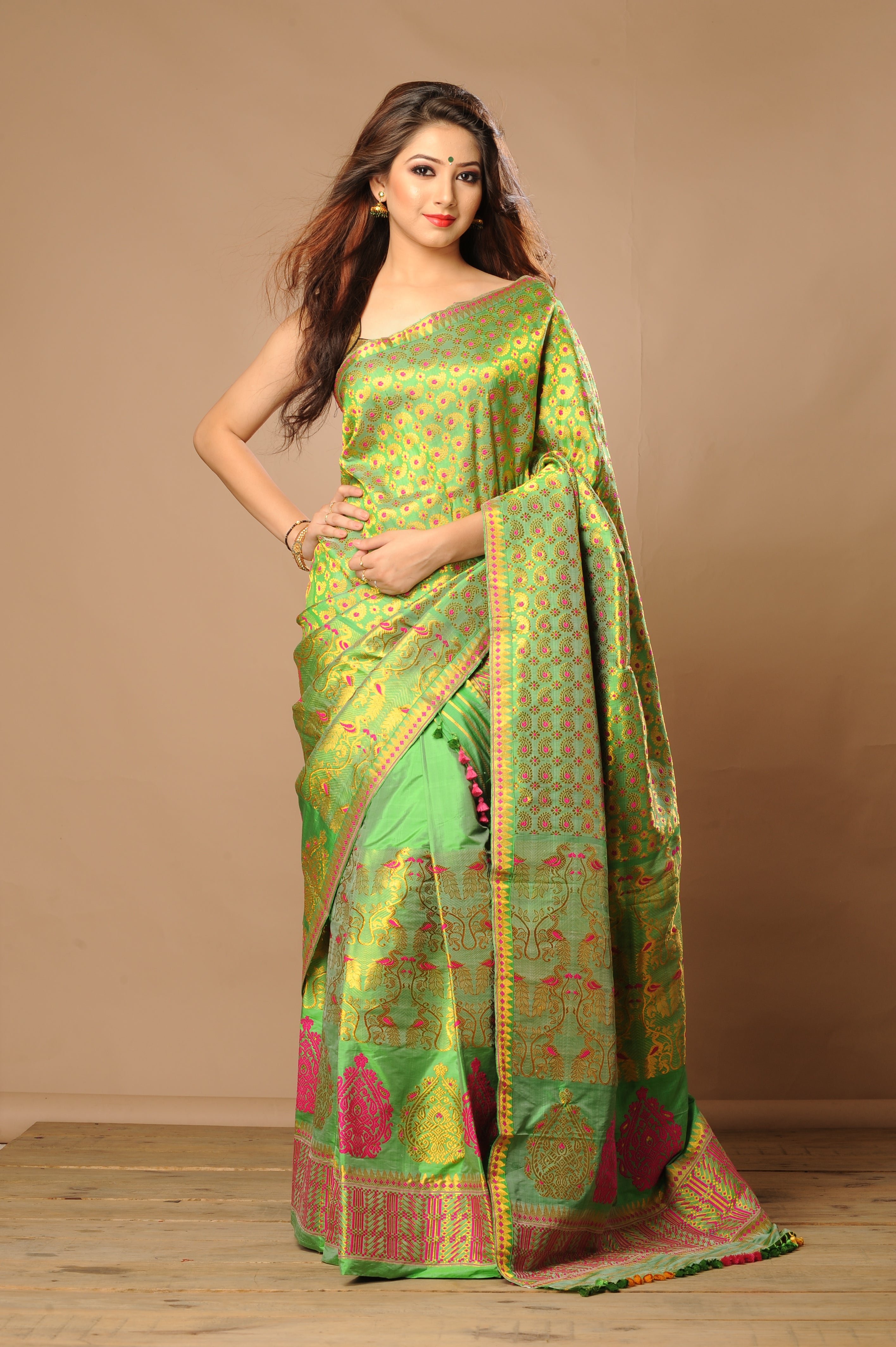 Vibrant Green Pat Silk Mekhela Chador with All-Over Guna Work