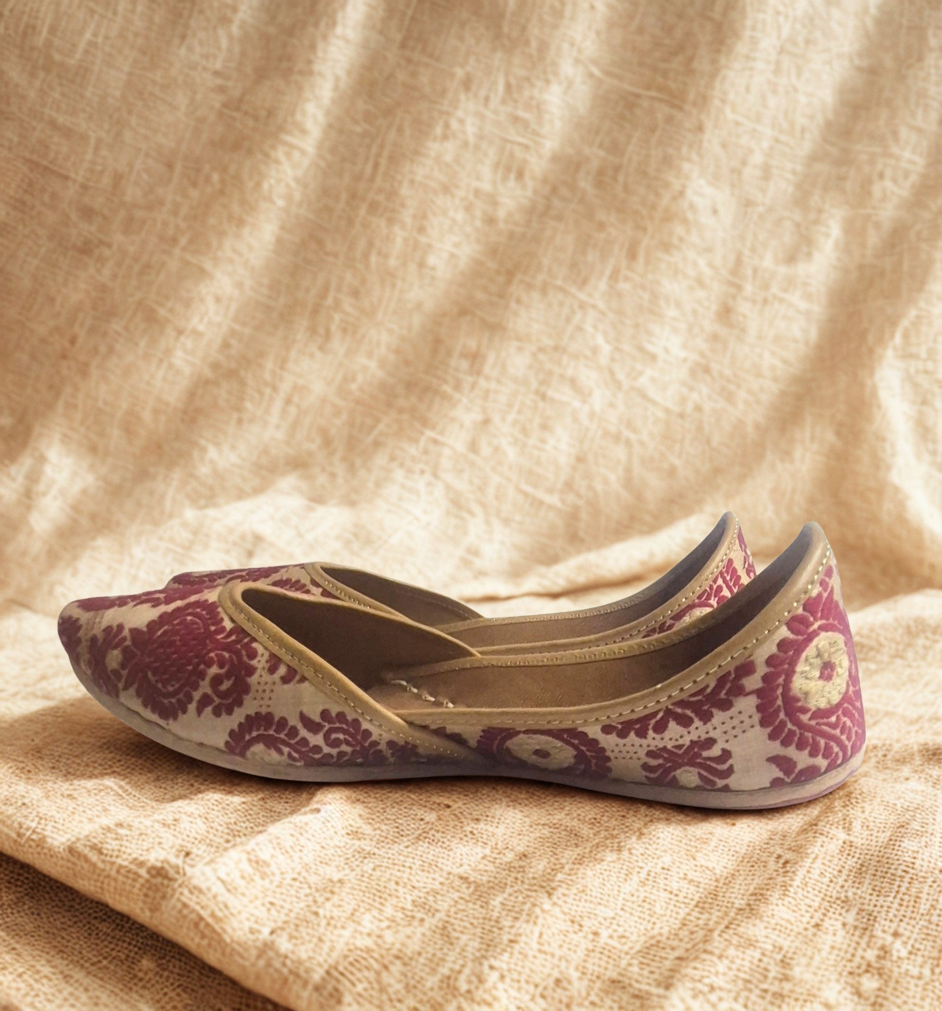 Assam Tussar Silk Kolka Motif Mojaris