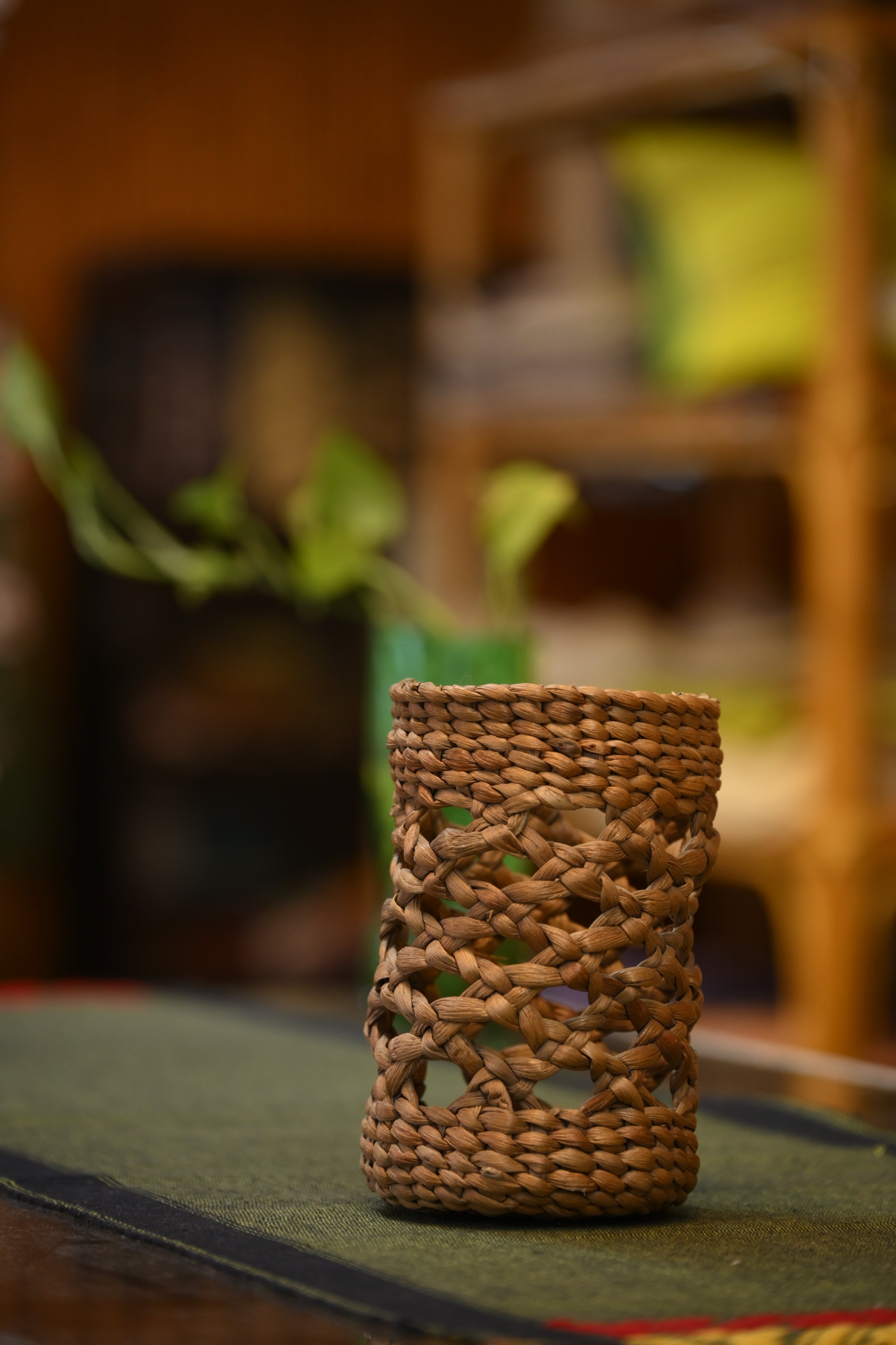 Eco-Friendly Water Hyacinth Bottle Cover – Handwoven Meteka