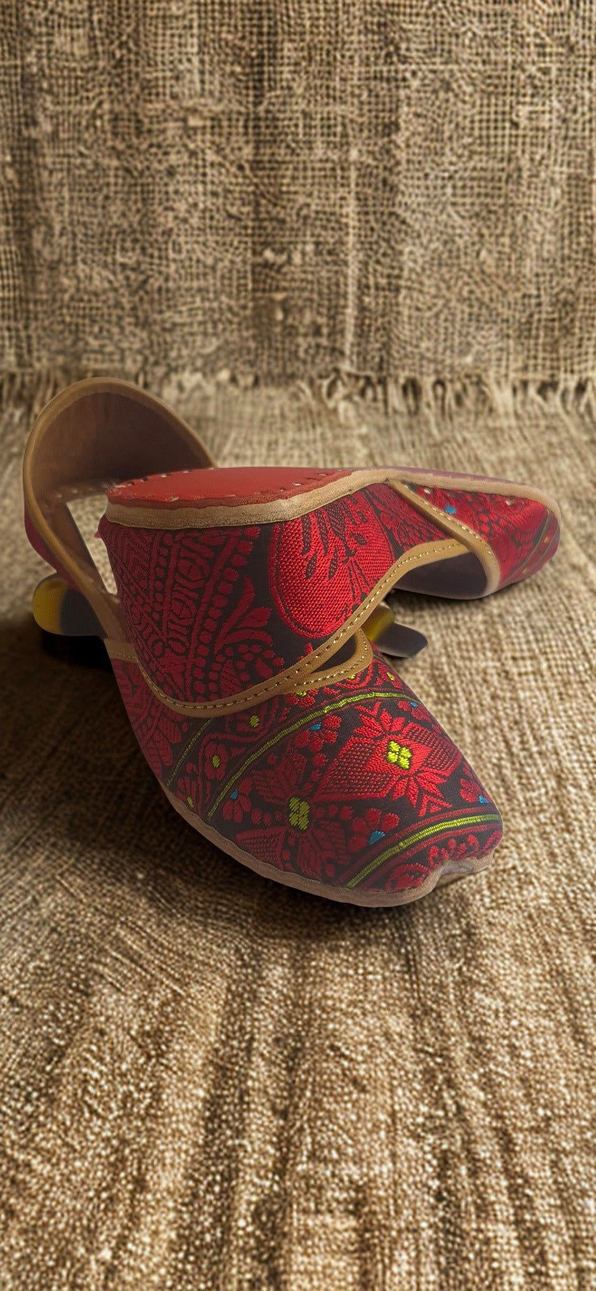 Assam Black Silk Red Traditional Motif Mojaris