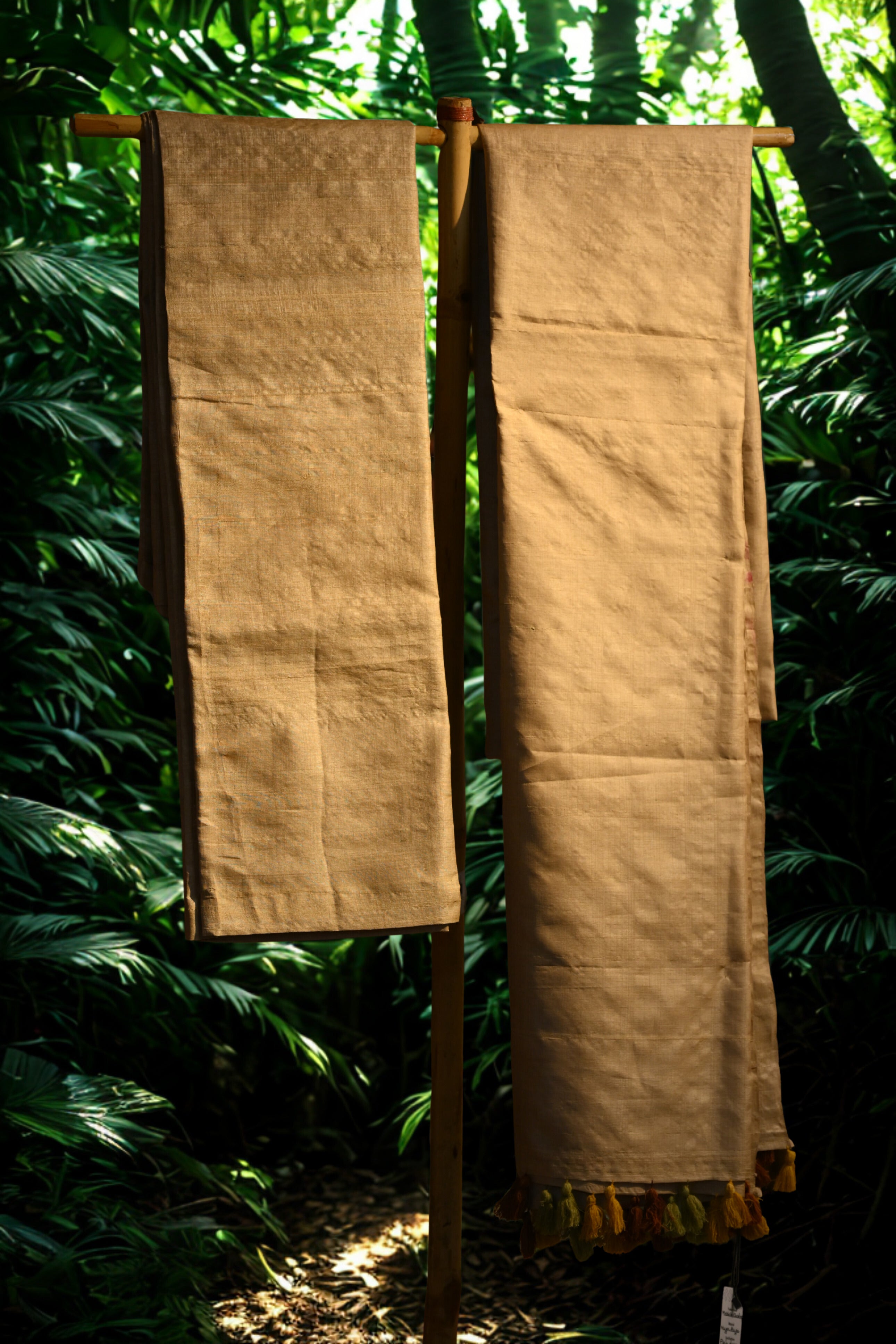 Muga Mekhela Sador (Plain/Uka)